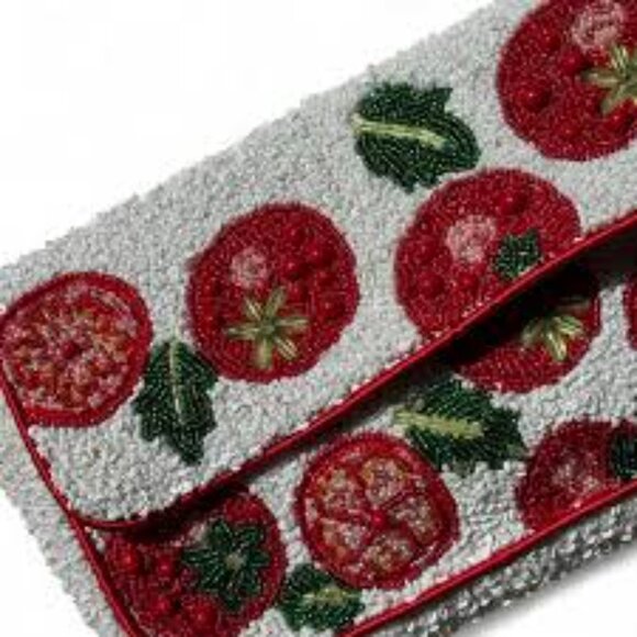 Viral Tik Tok Beaded tomato white red Handmade in India purse bag - Picture 6 of 9